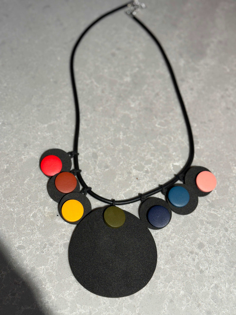 Colourful disc necklace